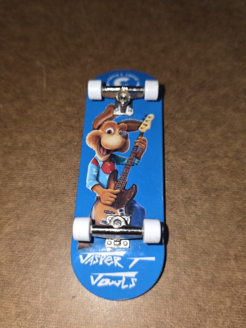 CHUCK E. CHEESE COLLECTION LIMITED EDITION 4" SKATEBOARDS CHASE JASPER T. JOWLS